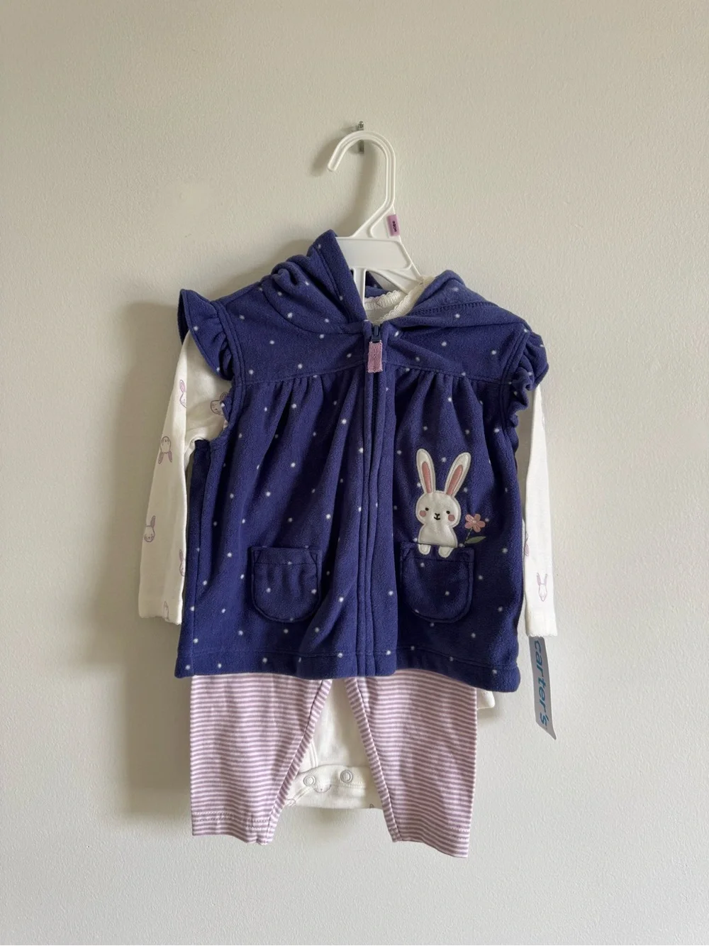 NWT Carter’s Bunny Baby Vest Set Size 9months